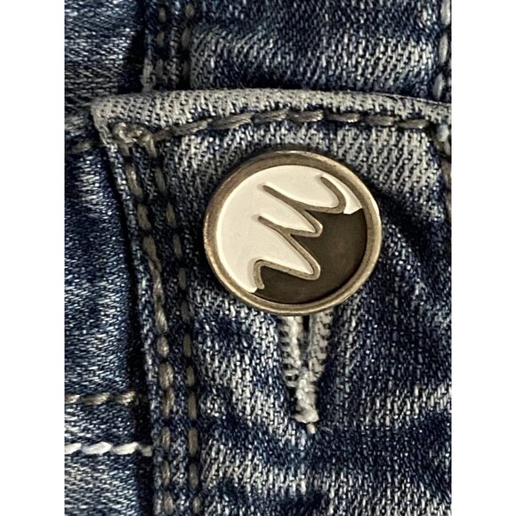 Maurices Shorts Womens 9/10 Denim 32X3 Blue Distressed Stretch Casual - Picture 4 of 12